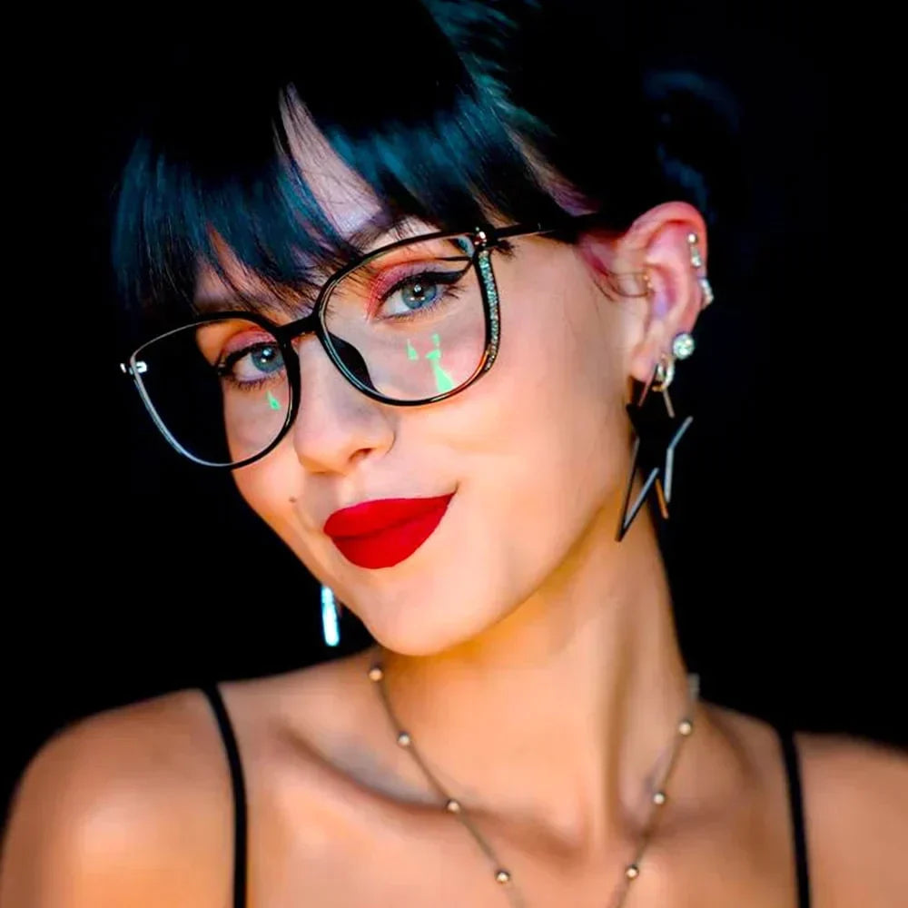 Women's Luxurious Reading Glasses with Comfortable Fit – Stylish, Everyday Use