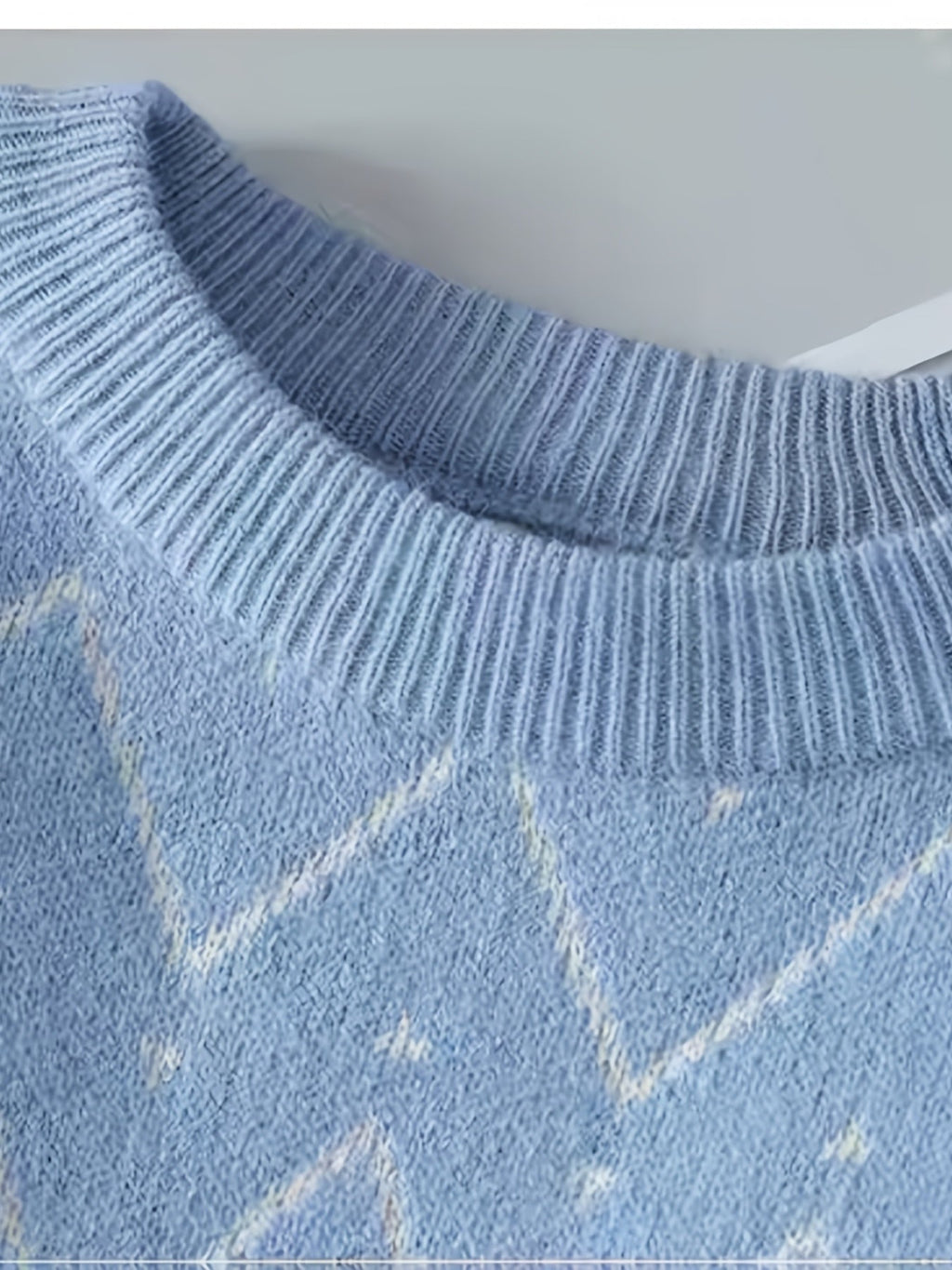 Patterned Crew-Neck Sweater – Casual, Everyday