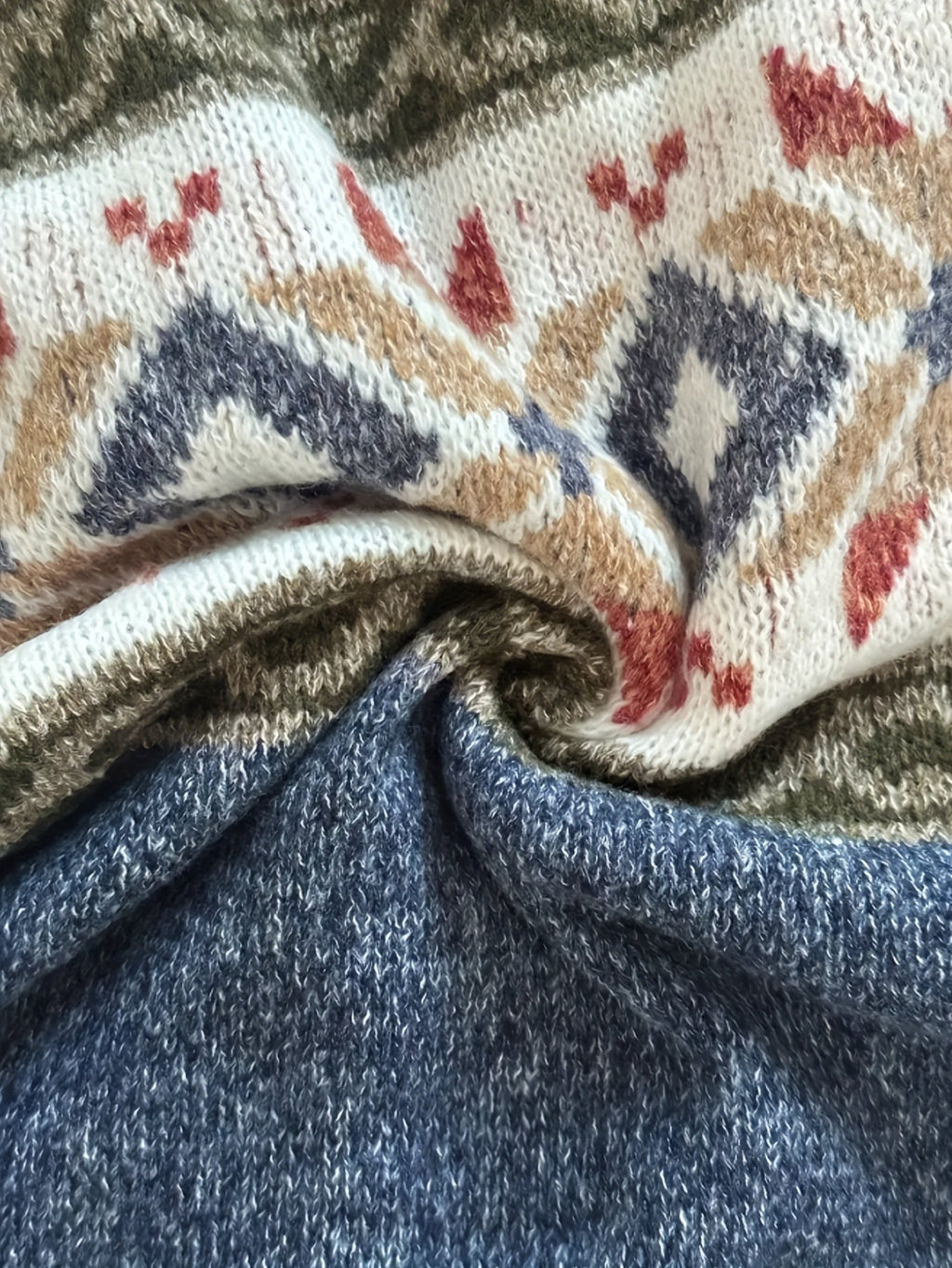 Patterned Button-Front Cardigan – Casual Wear, Layering