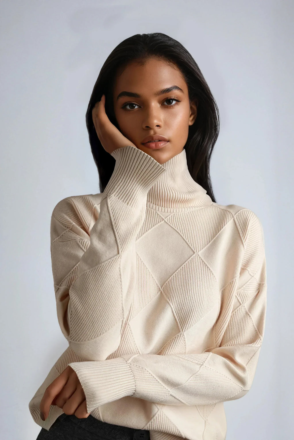 Turtleneck Sweater with Diamond Motif – Casual Wear, Office Style