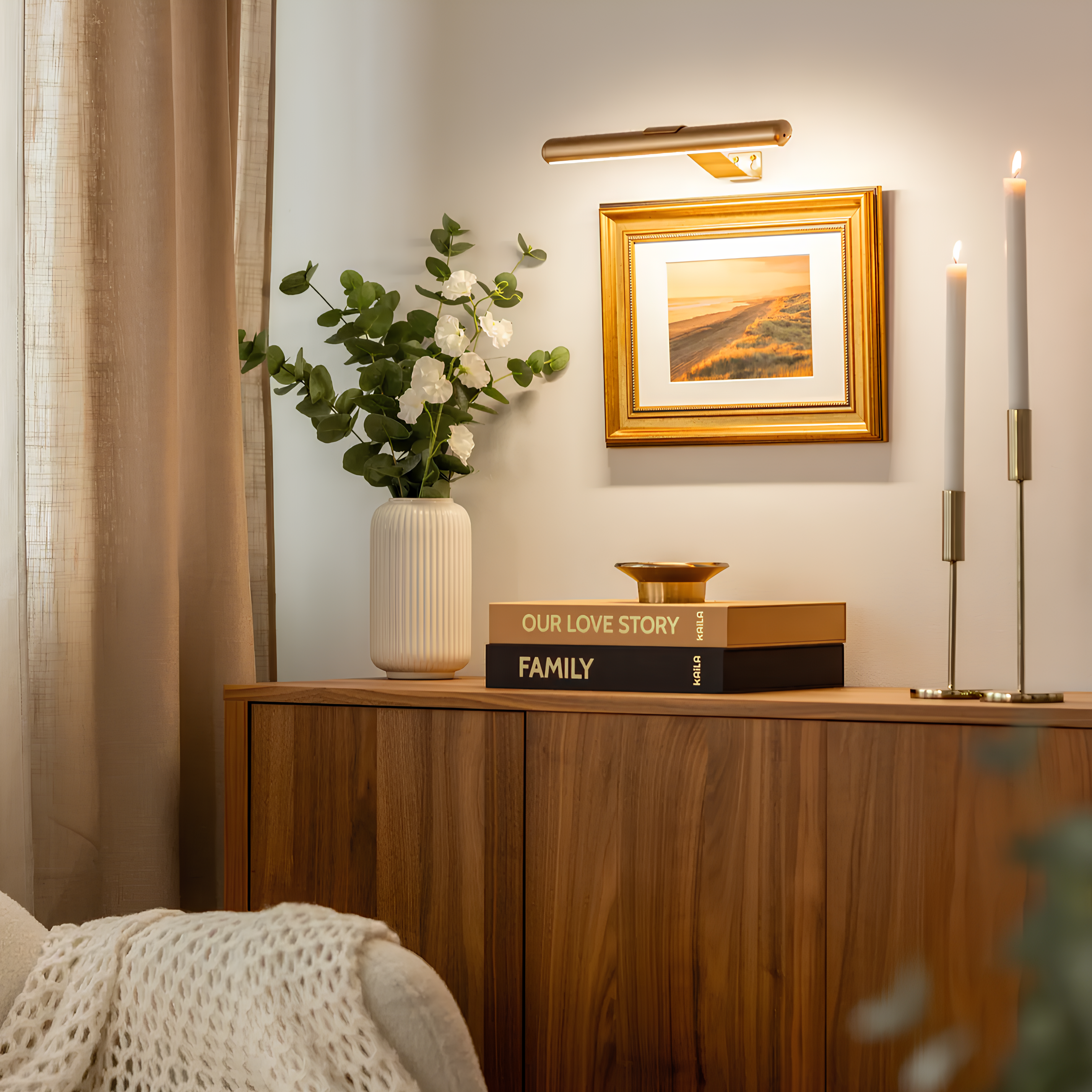 Battery-Powered Wall Art Light - Modern Design for Home Decor - Adjustable Brightness and Easy Installation