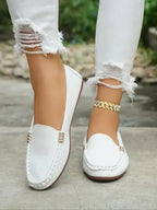 Comfortable Leather Loafer for Everyday Wear - Stylish Slip-On Design