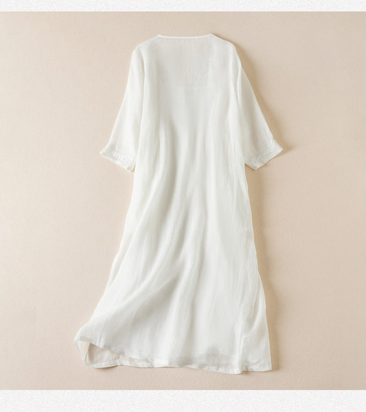 Garden Embroidery Midi Dress in Cotton for Casual Spring Outings