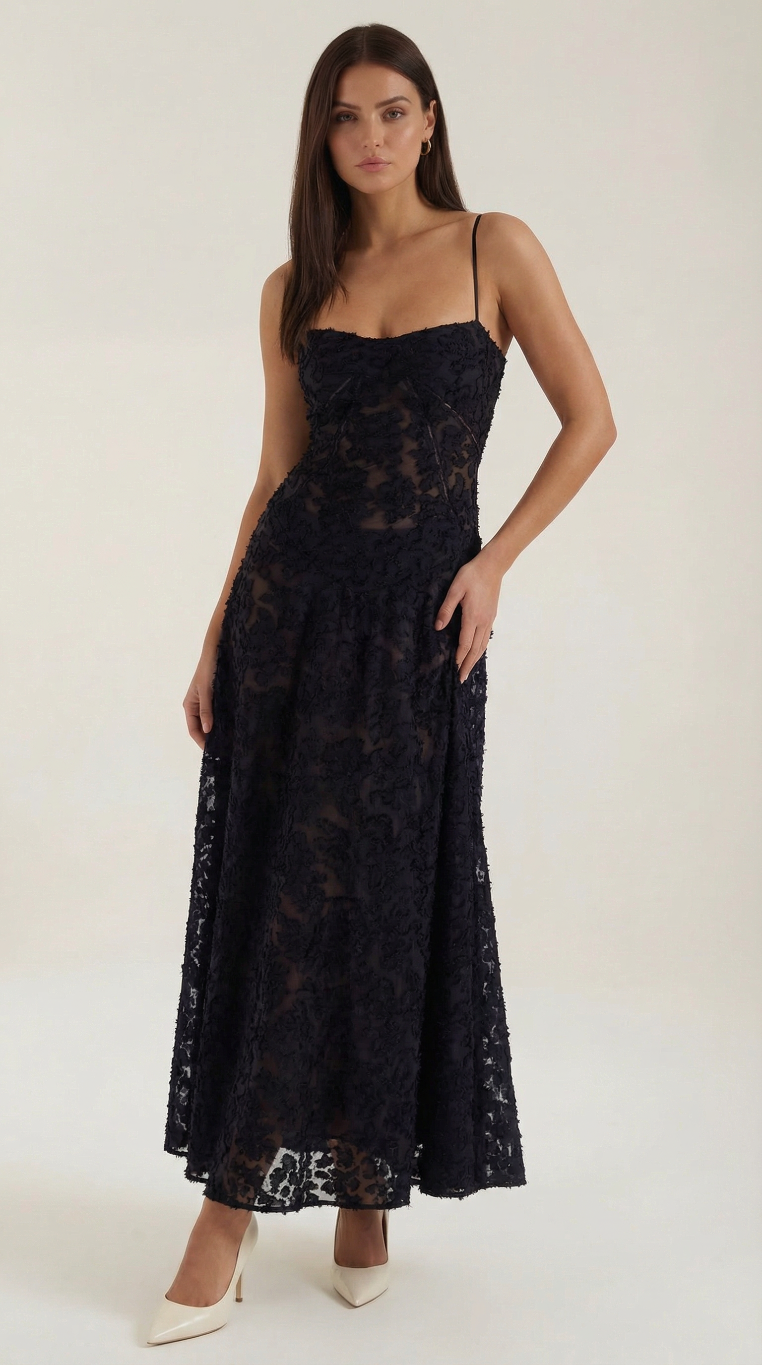 Lace Maxi Dress for Women - Elegant Arabelle Design - Perfect for Formal Events and Special Occasions