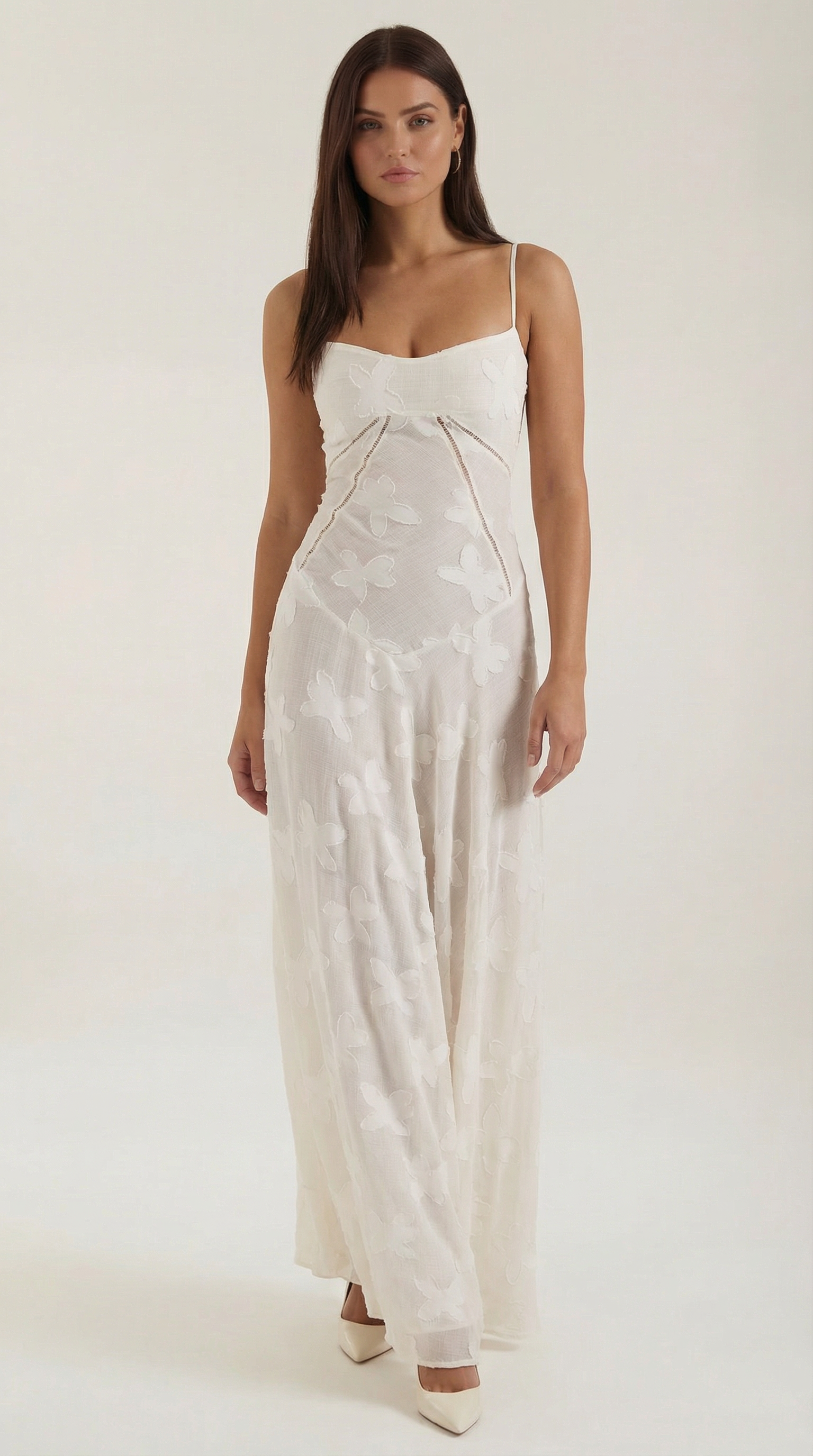 Lace Maxi Dress for Women - Elegant Arabelle Design - Perfect for Formal Events and Special Occasions