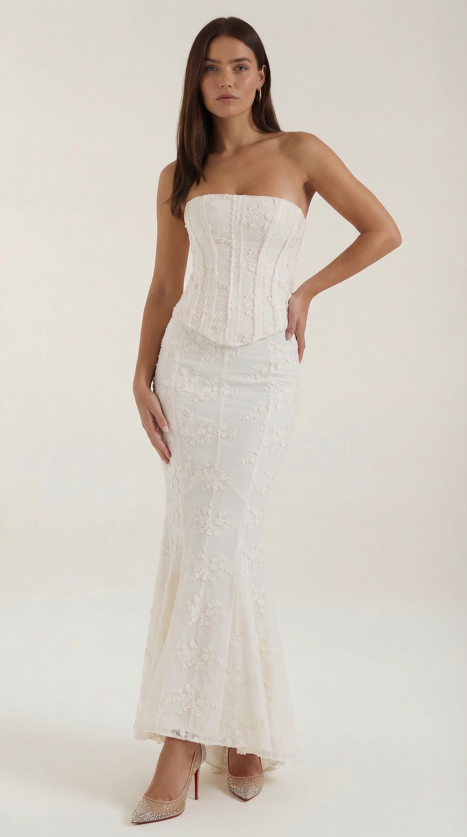Lace Maxi Dress with Corset Detail - Elegant Evening Wear for Special Occasions