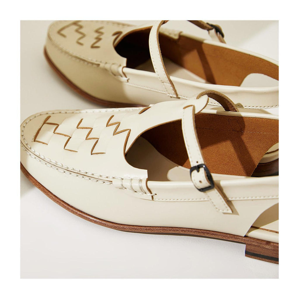 Leather Summer Sandals for Women - Comfortable Straps, Stylish Design for Casual Wear
