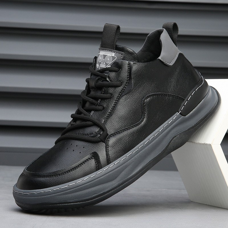 Leather Trainers for Men - Casual Style Sneakers for Everyday Wear