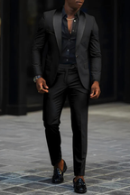 Men's Fitted Two-Piece Suit for Wedding Guests | Formal Attire in Classic Design