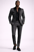 Men's Fitted Two-Piece Suit for Wedding Guests | Formal Attire in Classic Design