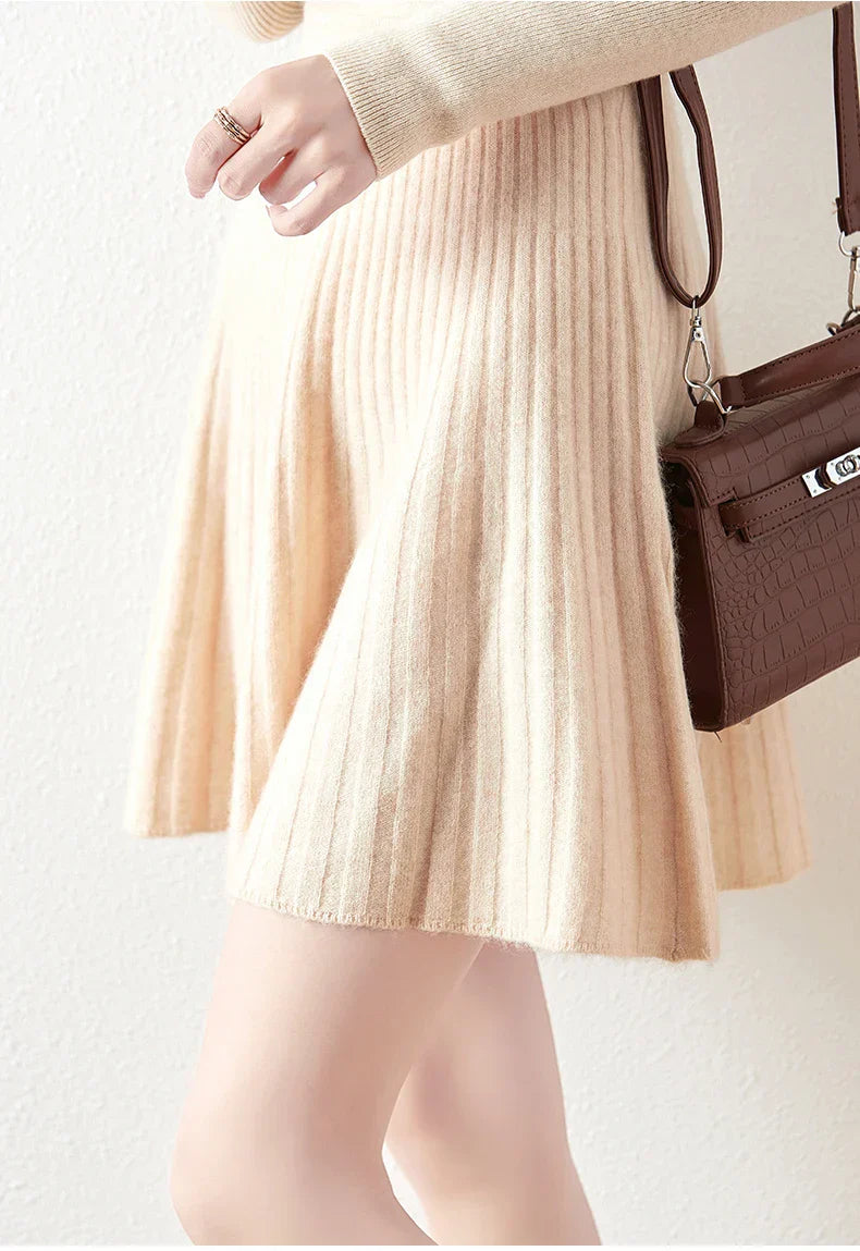 Merino Wool A-Line Skirt - Comfortable Everyday Wear for Women - Stylish and Versatile Design