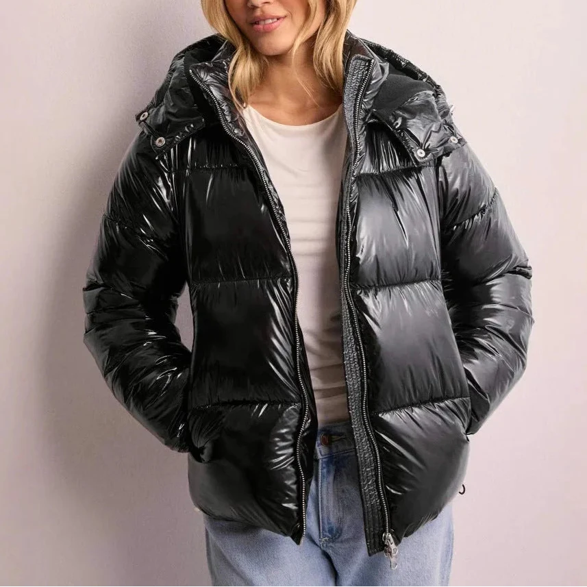 Women's Hooded Quilted Puffer Jacket | Lightweight Insulation – Winter Fashion, Outdoor Wear
