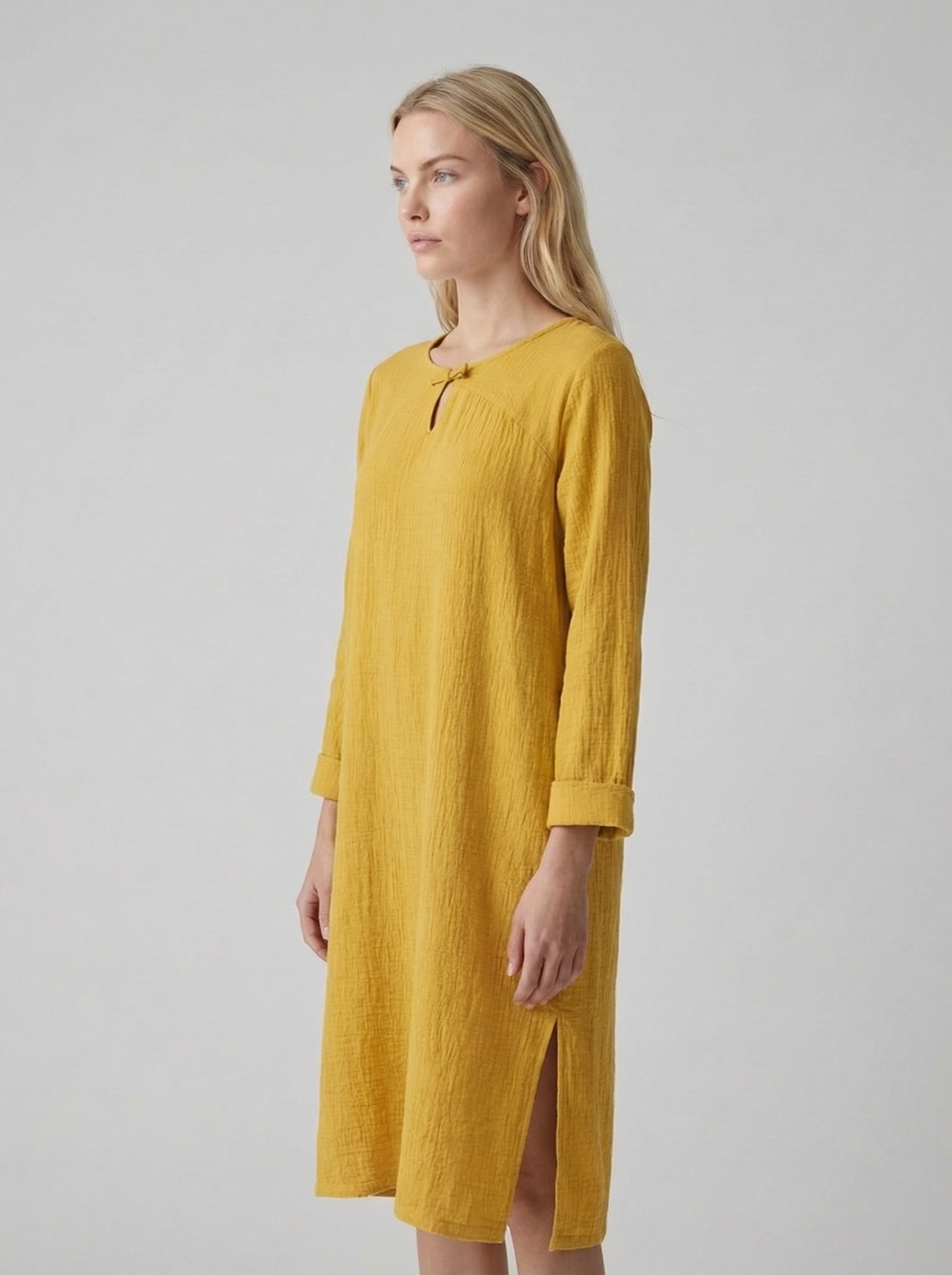 Oversized Maxi Dress in Cotton Linen with Long Sleeves for Casual Wear