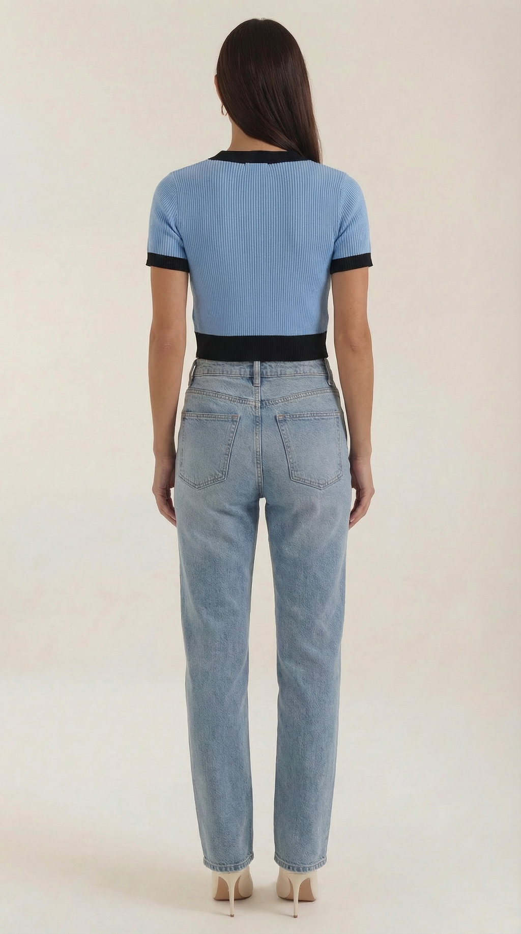 Short-Sleeve Nerina Top in Soft Cotton - Casual Everyday Wear for Women