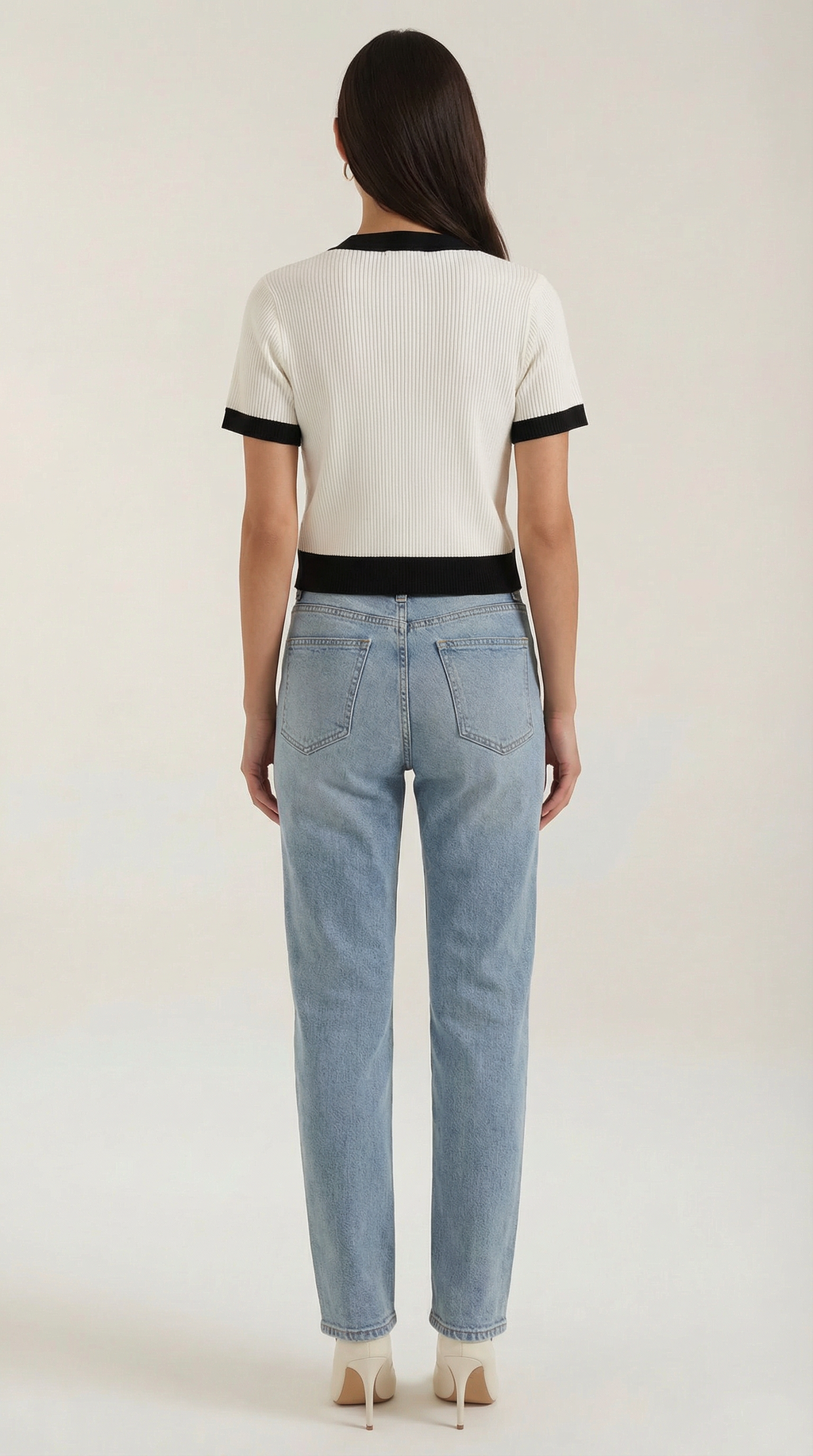 Short-Sleeve Nerina Top in Soft Cotton - Casual Everyday Wear for Women