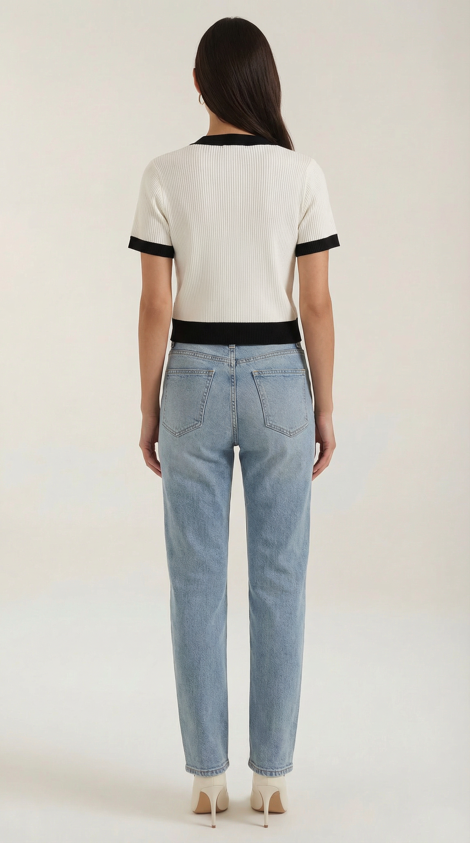 Short-Sleeve Nerina Top in Soft Cotton - Casual Everyday Wear for Women