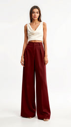 Wide-Leg High Waist Trousers for Women - Pleated Design with Side Pockets - Casual and Stylish Everyday Wear