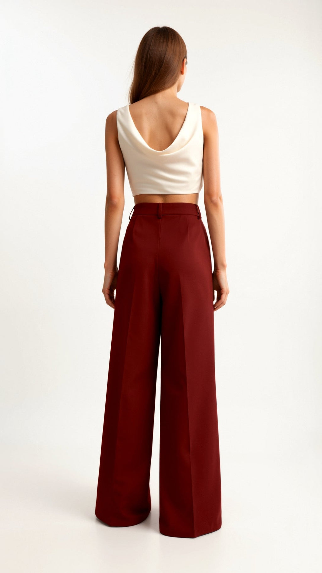 Wide-Leg High Waist Trousers for Women - Pleated Design with Side Pockets - Casual and Stylish Everyday Wear