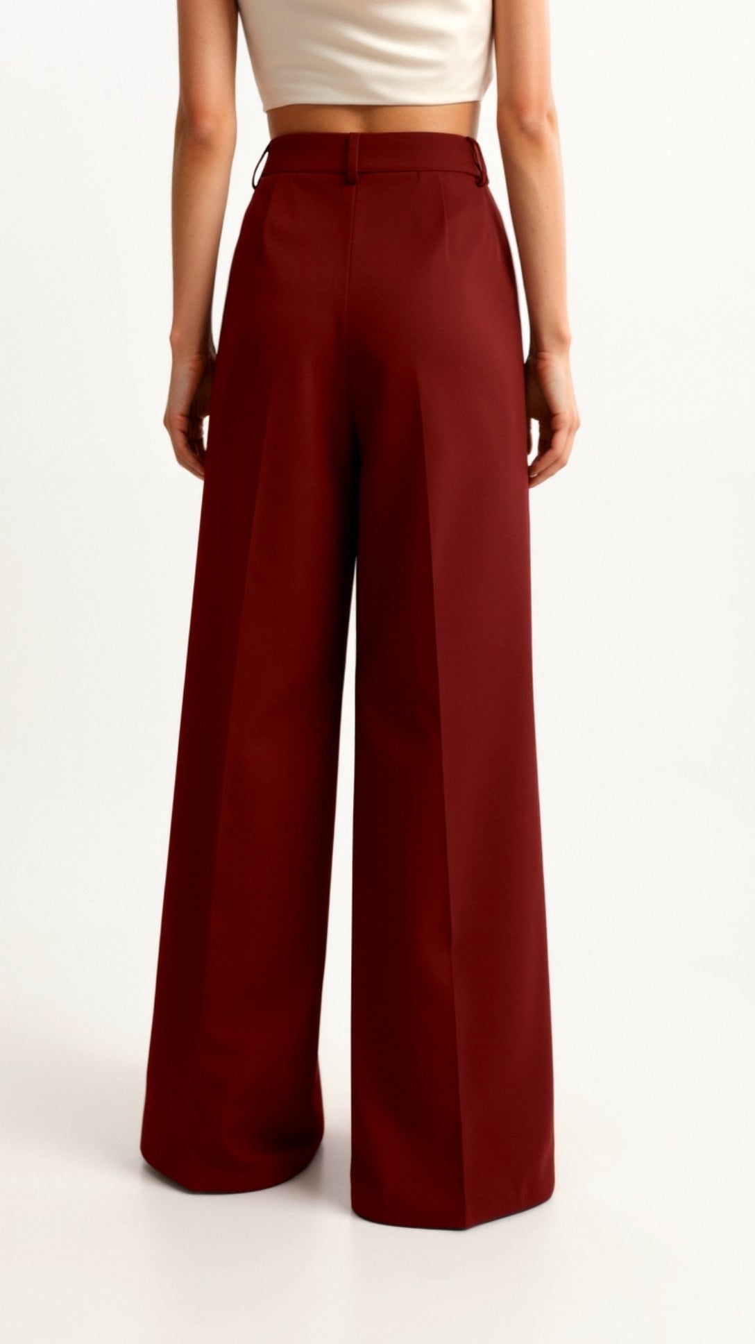Wide-Leg High Waist Trousers for Women - Pleated Design with Side Pockets - Casual and Stylish Everyday Wear