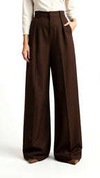 Wide-Leg High Waist Trousers for Women - Pleated Design with Side Pockets - Casual and Stylish Everyday Wear