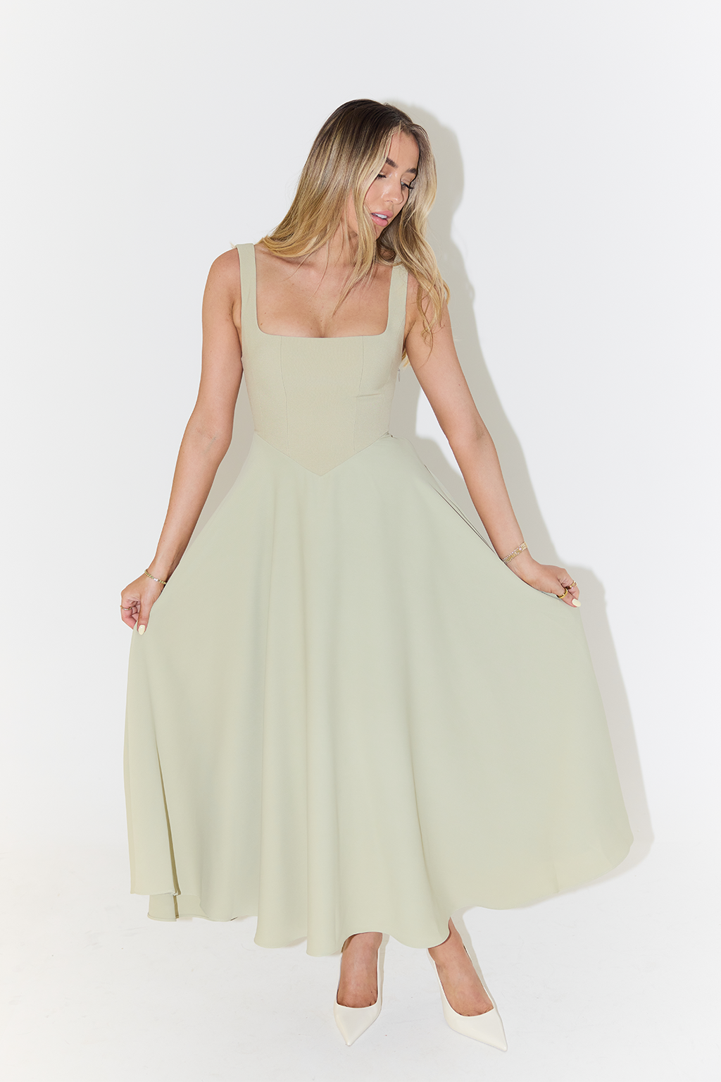 Women's Sleeveless Midi Dress in Square Neckline Design for Casual or Formal Occasions