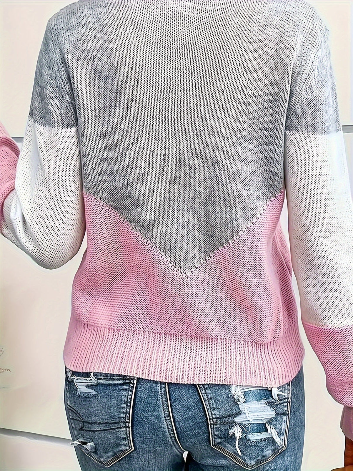 V-Neck Colorblock Sweater – Casual Wear, Stylish Layering