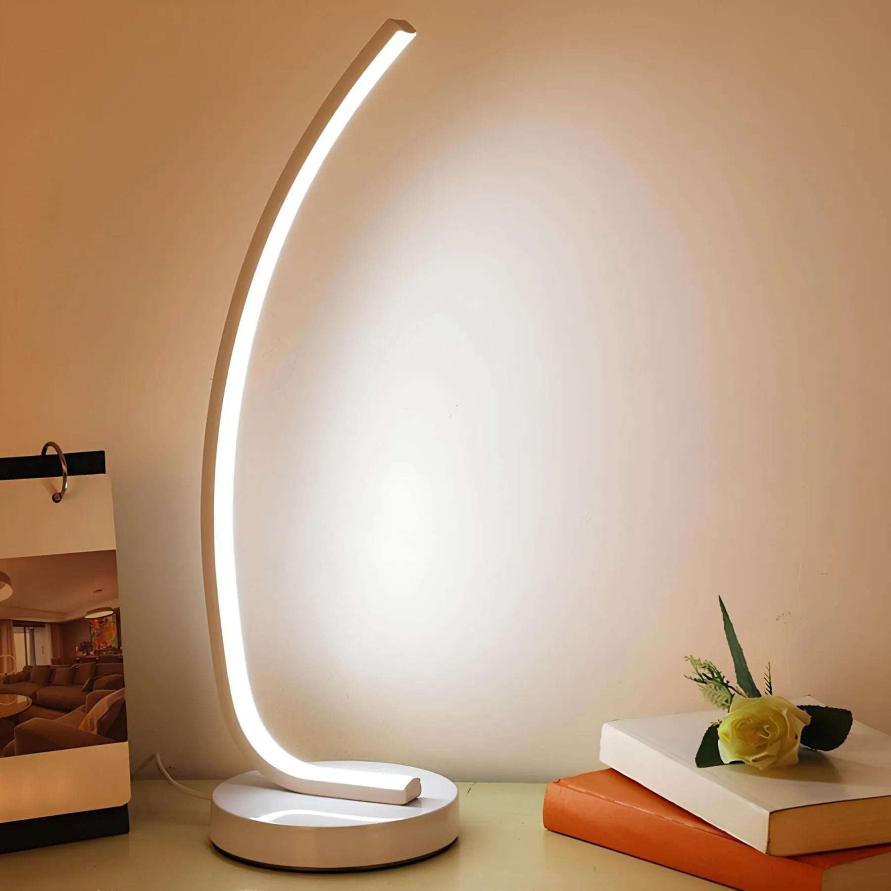 Adjustable Flexible LED Desk Lamp - Modern Design for Home Office or Study - Energy-Efficient Lighting