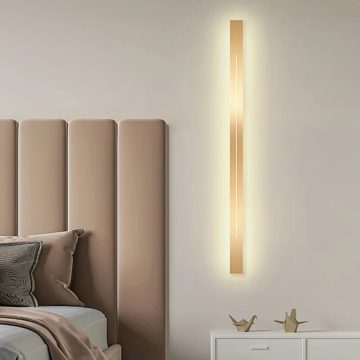 Adjustable Brightness LED Wall Sconce - Modern Design for Living Room, Bedroom, or Hallway Lighting